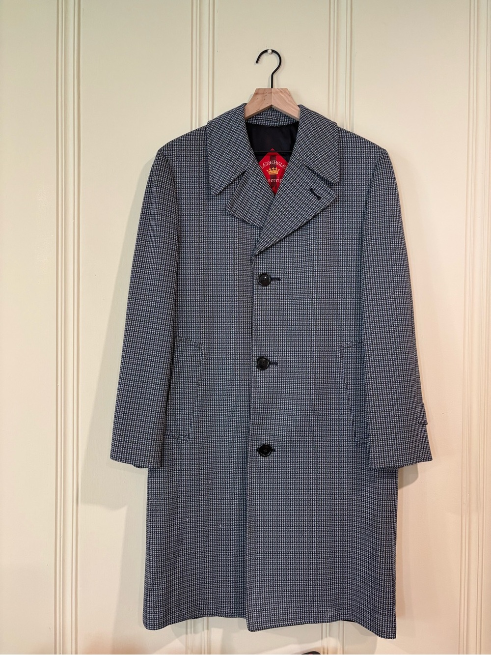 Classic Men’s Houndstooth Overcoat - Black & White